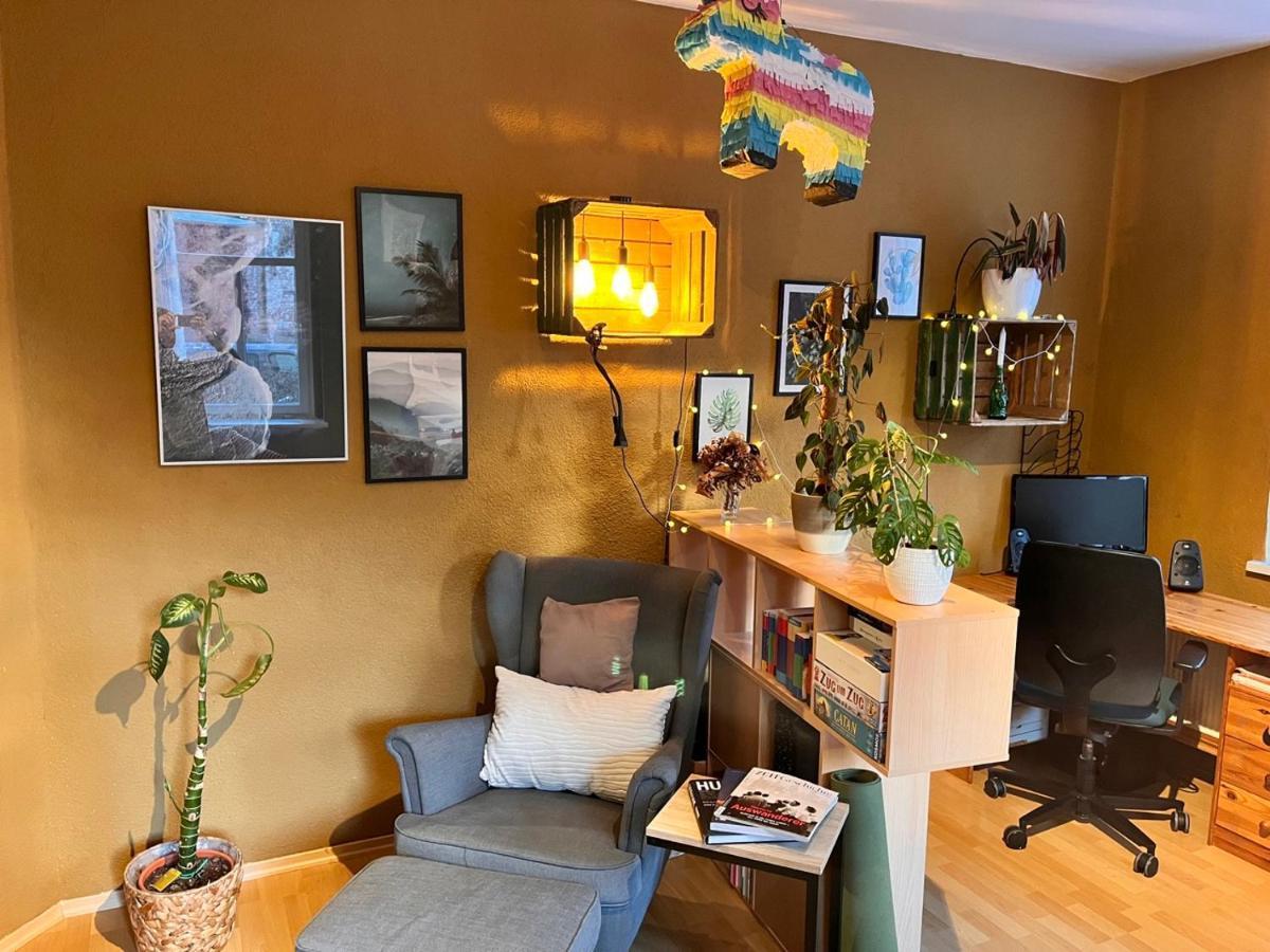 Gemutliche Oase - Tv, Beamer, Kuche Fur 4 Personen Apartamento Dresde Exterior foto